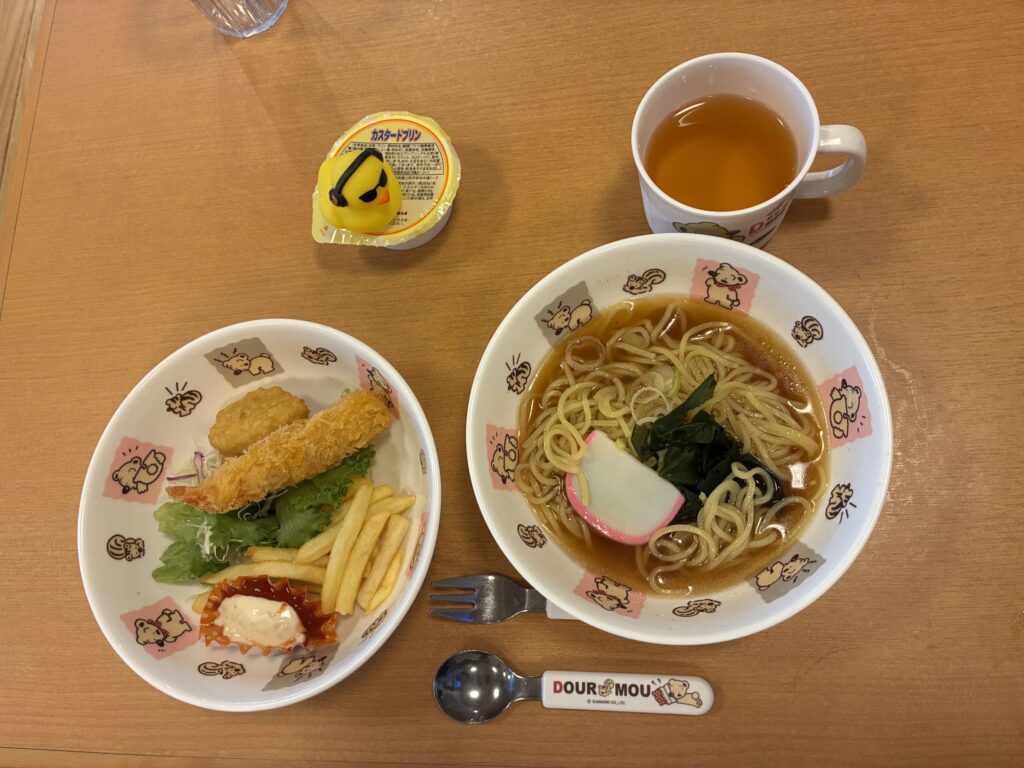 湯舞音、キッズメニュー、アヒル